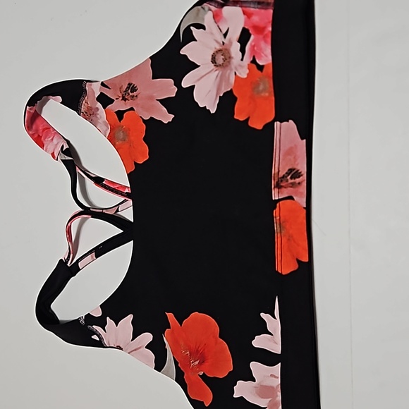 Old Navy Floral Stretch Pull Over Sports Bra Size L #W-772 - Picture 1 of 9